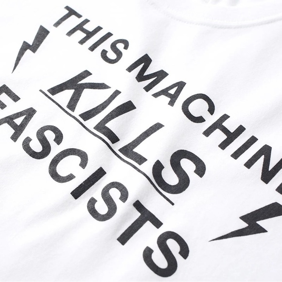 Neighborhood • Print T-shirt - Picture 3 of 6